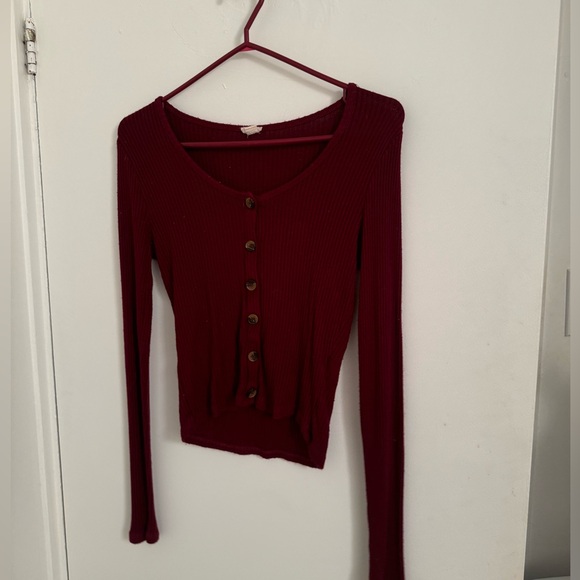 Garage Long Sleeves Burgundy Crop Top - Picture 1 of 4